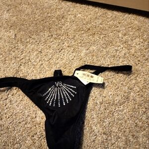 Victoria's Secret V string